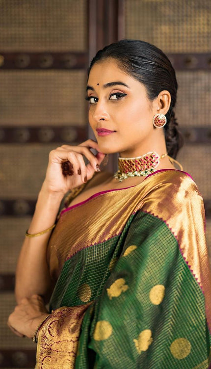 Valiba Emeral Green & Gold-toned Silk Blend Woven Design Banarasi Saree