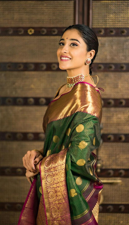 Valiba Emeral Green & Gold-toned Silk Blend Woven Design Banarasi Saree