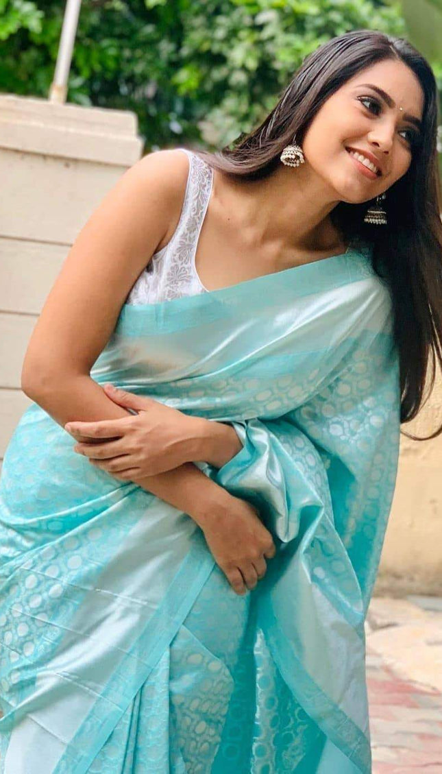 Pure Heavy Banarasi Saree With Rich Pallu