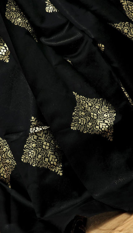 Valiba Soft Silk Rich Pallu & Jacquard Work Saree