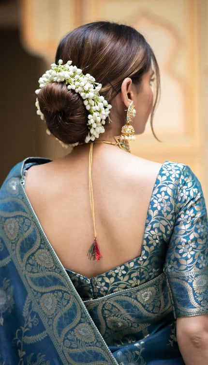 Hema RamaGreen Banarasi Silk Saree WIth Fabulouse Blouse Piece
