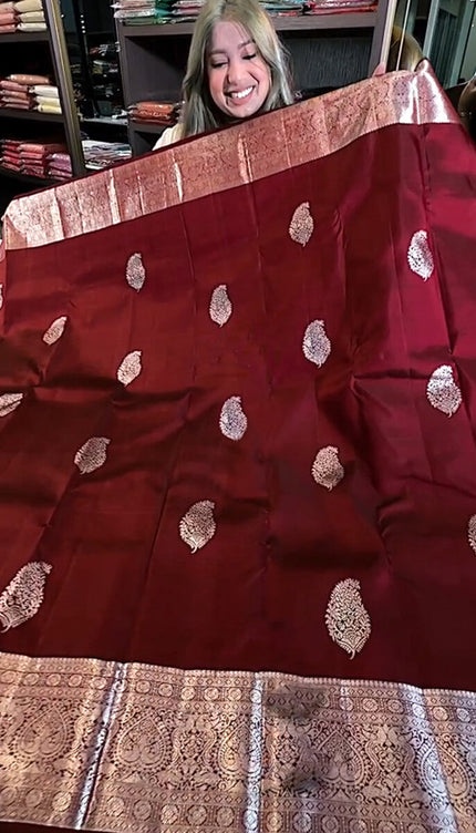 Epiphany Wine Soft Banarasi Silk Saree With Inspiring Blouse Piece