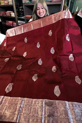 Epiphany Wine Soft Banarasi Silk Saree With Inspiring Blouse Piece