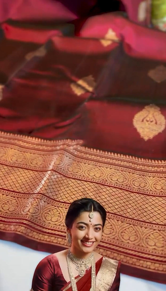 Splendorous Wine Soft Banarasi Silk Saree With Nebula Blouse Piece