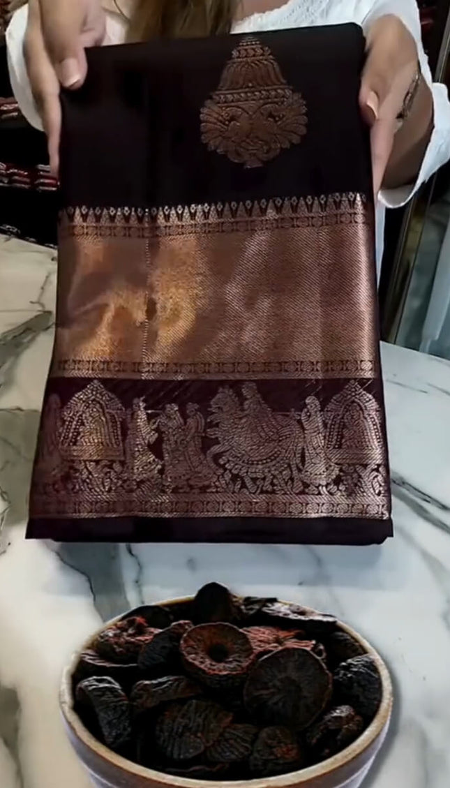 Trendy Purple Soft Banarasi Silk Saree With Forbearance Blouse Piece