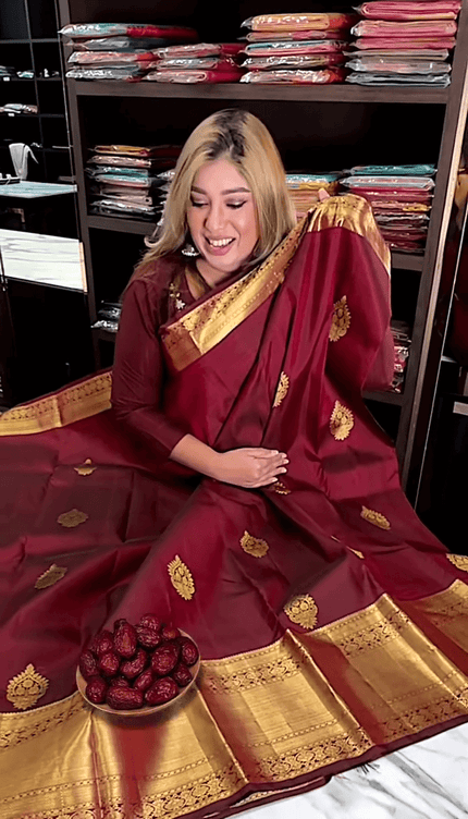 Eclat Maroon Soft Banarasi Silk Saree With Flameboyant Blouse Piece