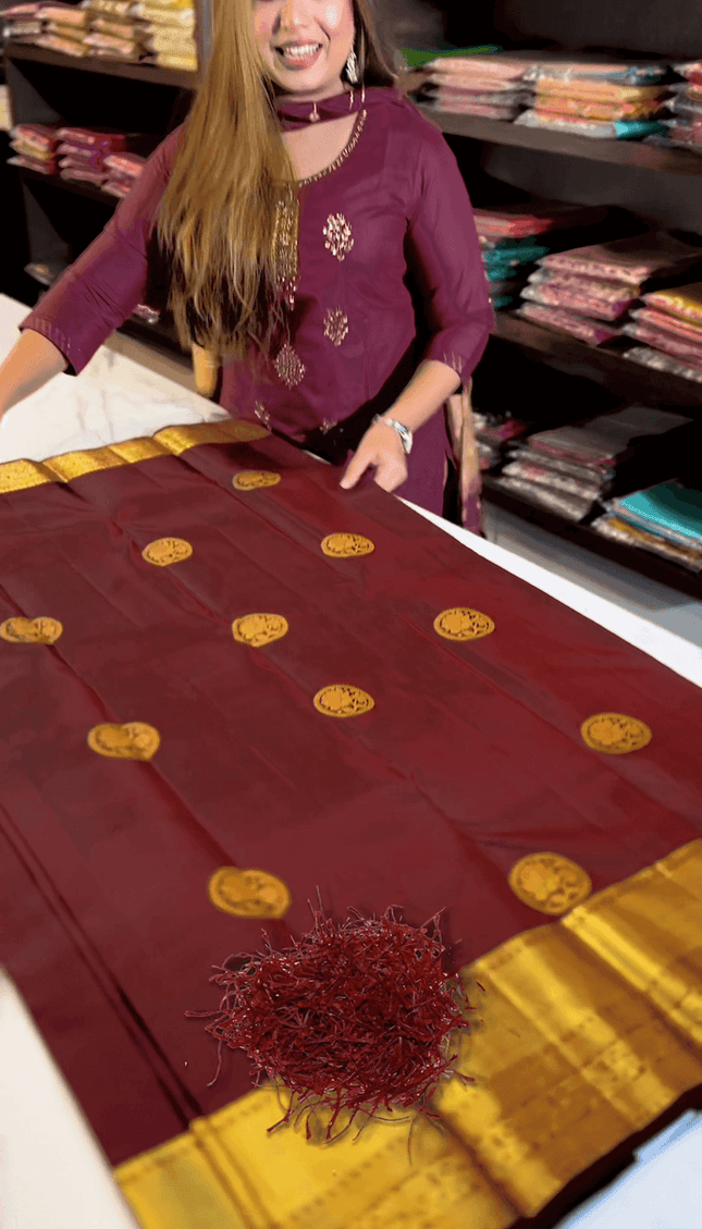 Susurrous Maroon Soft Banarasi Silk Saree With Tremendous Blouse Piece