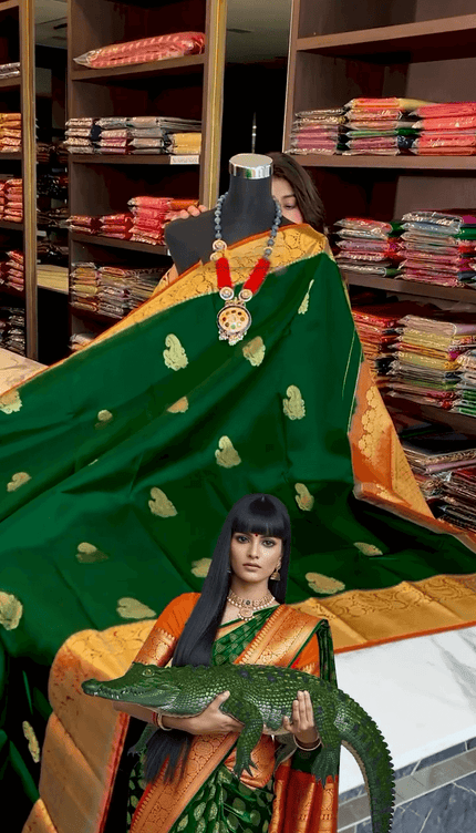 Impressive Dark Green Soft Banarasi Silk Saree With Lovely Blouse Piece