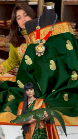 Impressive Dark Green Soft Banarasi Silk Saree With Lovely Blouse Piece