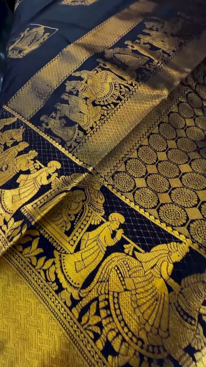 Sizzling Navy Blue Soft Banarasi Silk Saree With Petrichor Blouse Piece