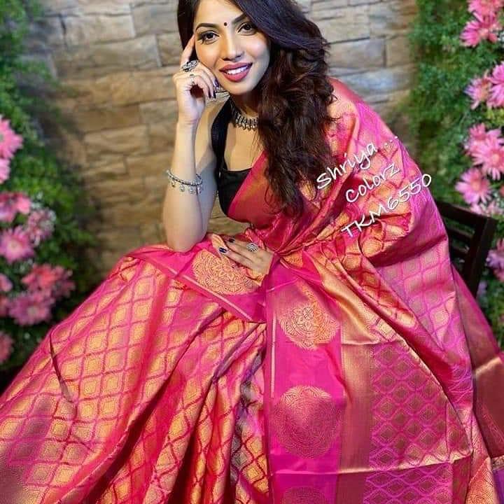 Apogee Pink Banarasi Silk Saree