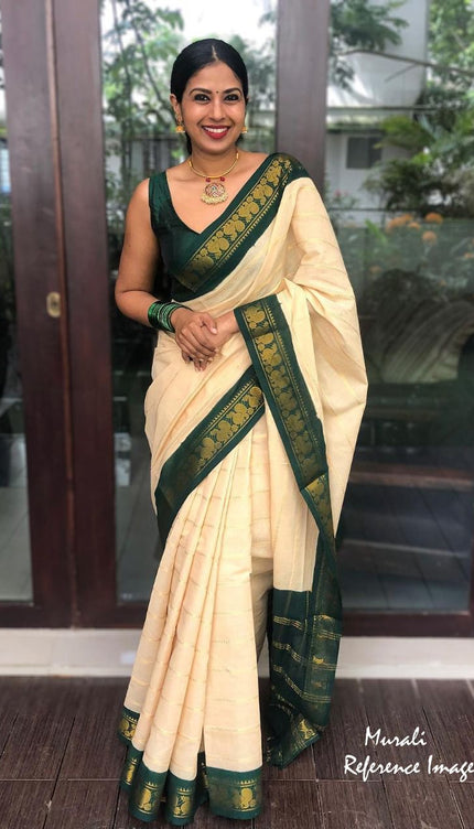 Valiba Beautiful Cream Banarasi Silk Saree