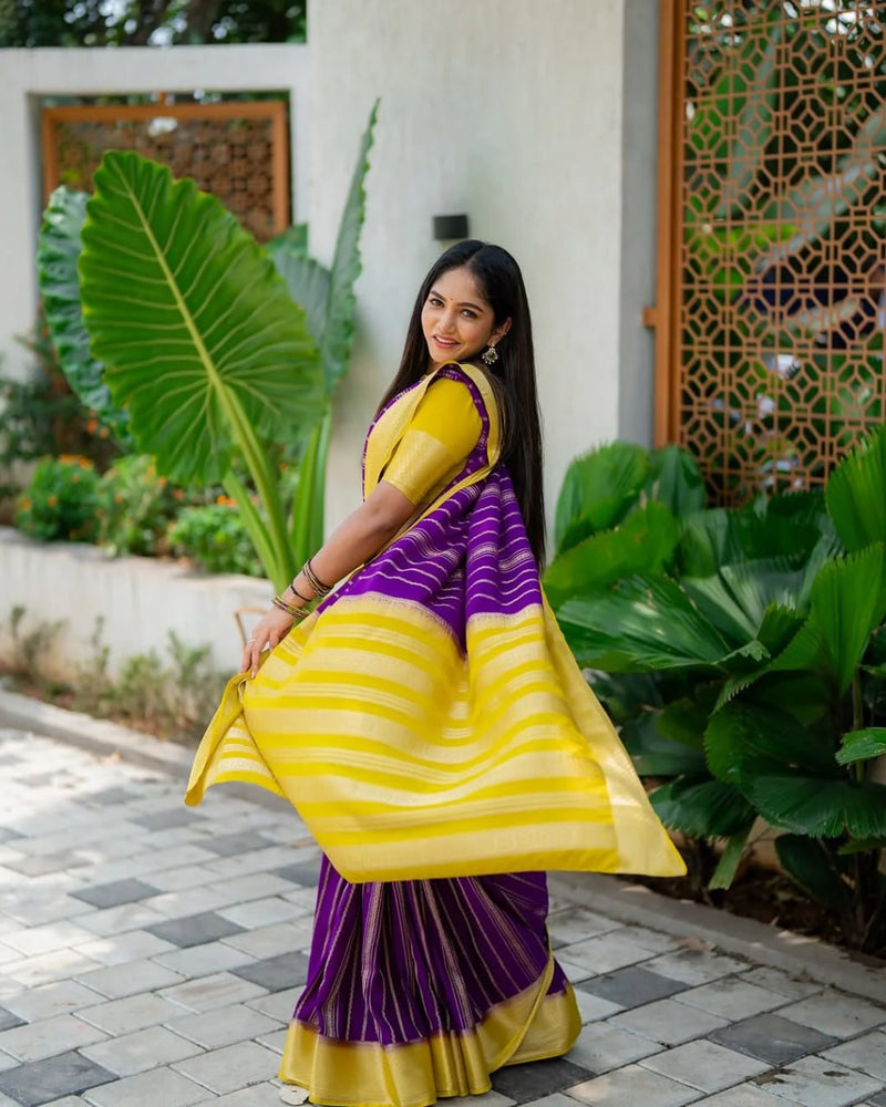 Kasavu – Banarasi Soft Silk Saree with Gold Zari Weaving and Timeless Charm