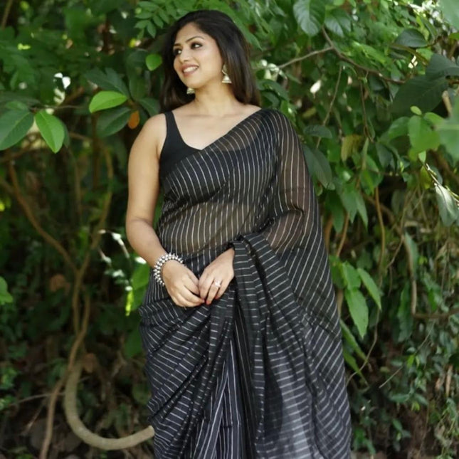Black Banarasi Soft Silk Saree With Weaving Work