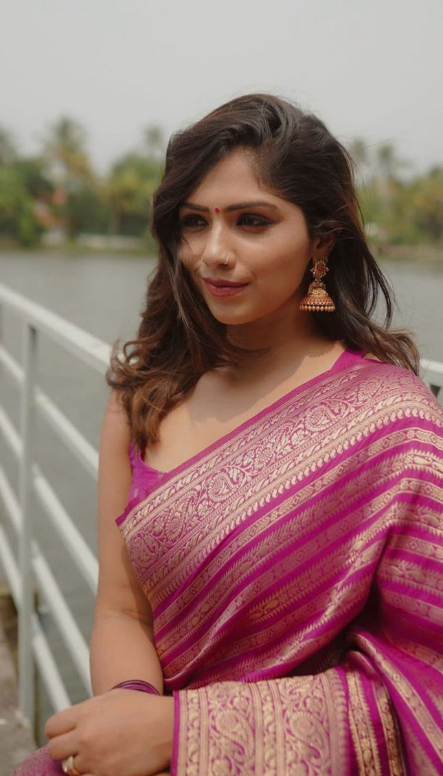 Incomparable Magenta Soft Silk Saree