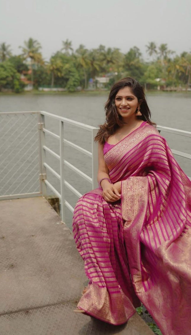 Incomparable Magenta Soft Silk Saree