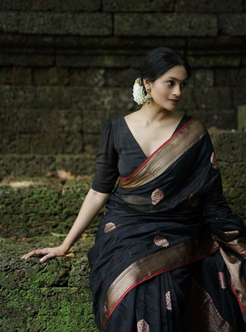 Surpassing Black Soft Silk Saree