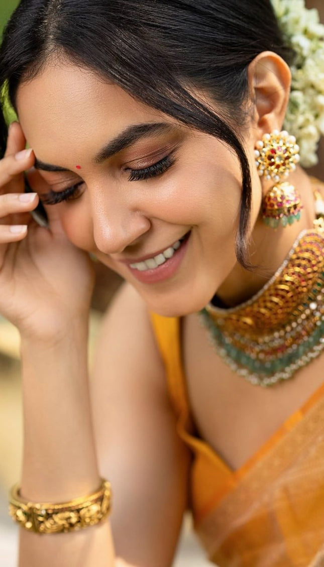Imbrication Beige Soft Silk Saree