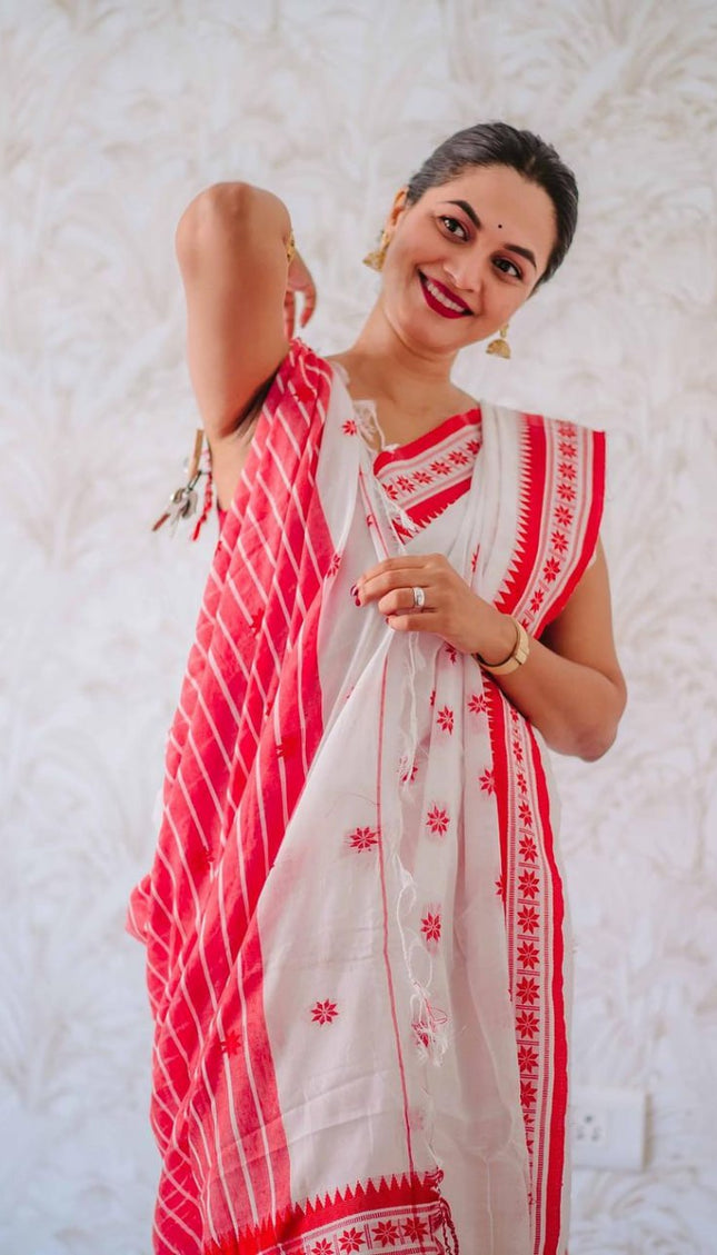 Lissome White Cotton Silk Saree
