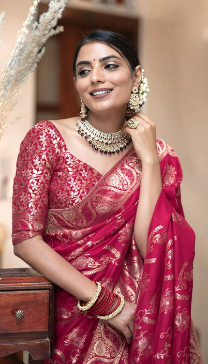 Chatoyant Dark Pink Soft Silk Saree
