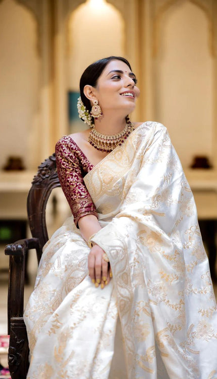 Snappy Off White Soft Silk Saree