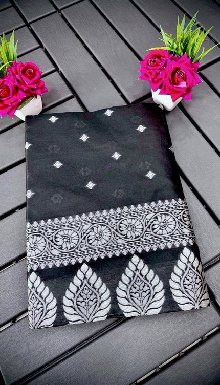 Fugacious Black Banarasi Silk Saree
