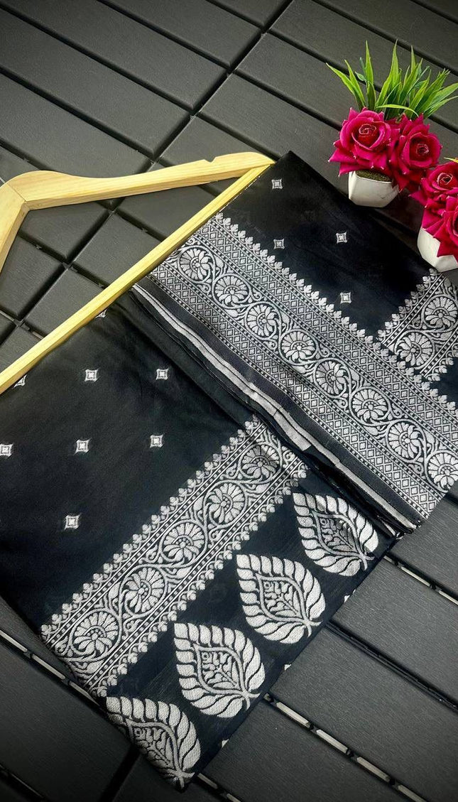 Fugacious Black Banarasi Silk Saree