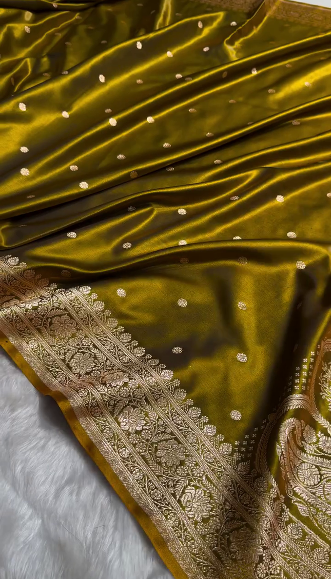 Antique Mustard Banarasi Silk Saree with Golden Zari Weaving & Paisley Border