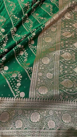 Emerald Green Banarasi Silk Saree with Intricate Gold Zari Jaal
