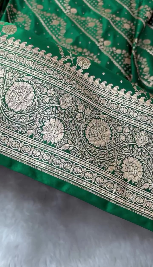 Emerald Green Banarasi Silk Saree – Woven with Royal Grace