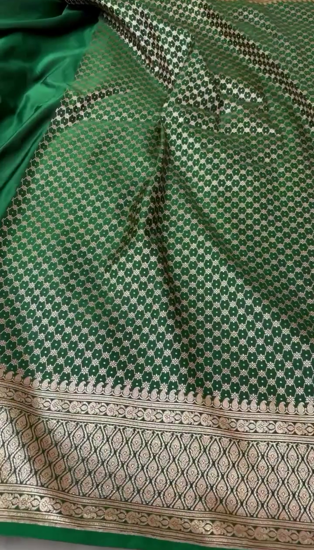 Emerald Green Banarasi Silk Saree – Woven with Royal Grace