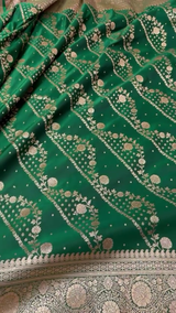 Emerald Green Banarasi Silk Saree with Intricate Gold Zari Jaal